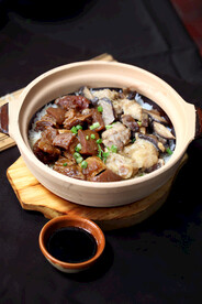香菇红烧肉煲