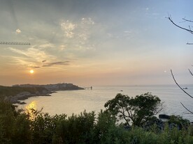 夕阳下的大海