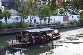 苏州古城水上游船