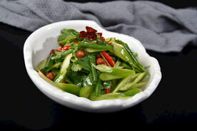 尖椒香菜拌小葱