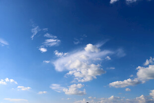 蓝天白云