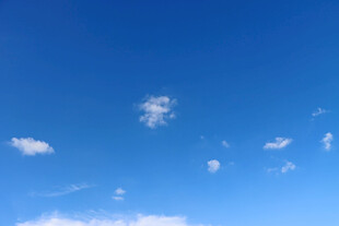 蓝天白云