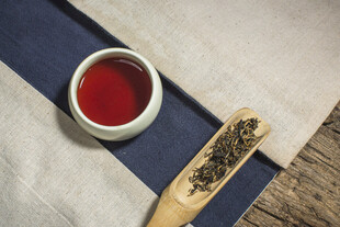 红茶茶叶茶汤展示