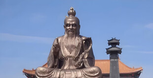 老子像