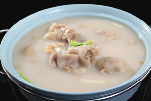黄豆猪手煲