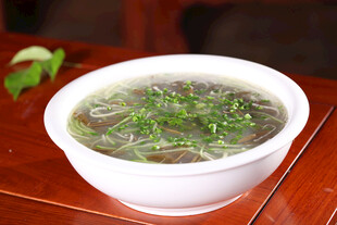 莼菜丝瓜羹