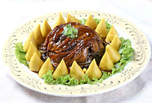 金银山菌扣肉