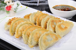 三鲜菜盒