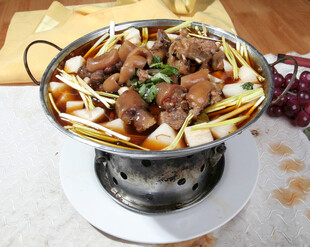锅仔狗肉