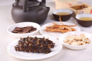 鹿茸炖海参