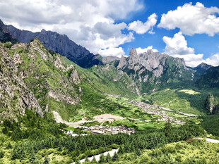 扎尕那山