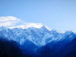 南迦巴瓦峰