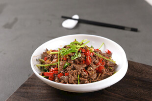 小炒黄牛肉