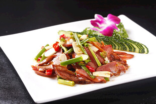 凉拌吻香肉