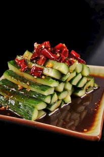  酱脆青瓜