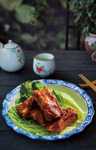 红烧 酱排骨