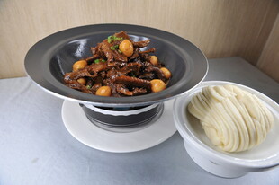家常炖鸽子