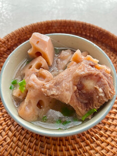莲藕排骨汤