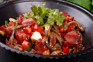 干锅豇豆红烧肉
