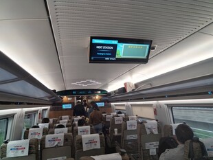 高铁列车