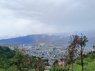 山中的小村庄