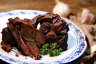 卤味牛肉