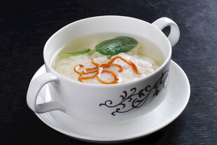 清汤鸡豆花