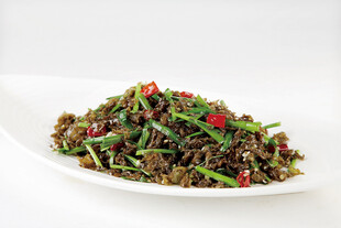 地皮菜炒韭菜