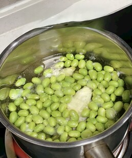 毛豆炒冬笋