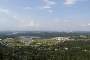 琼海市白石岭