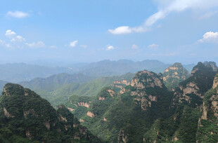  高山峡谷