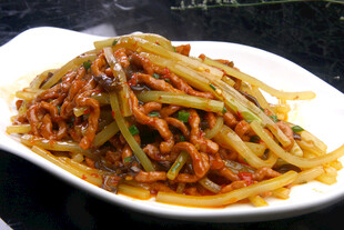 鱼香肉丝 