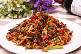 鱼香肉丝 