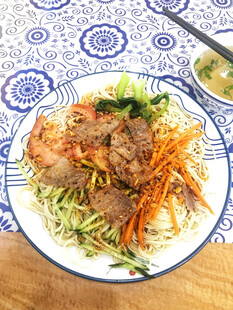 牛肉拌面