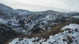 大山雪景