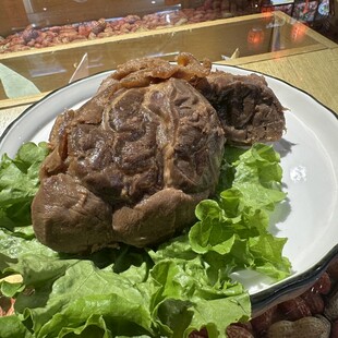 卤牛腱子肉