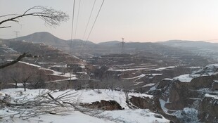 大山雪景