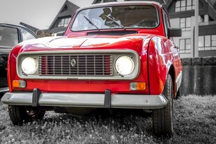 复古雷诺老爷车