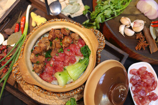 腊肠排骨饭  煲仔饭