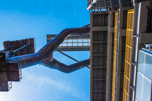 石家庄工业遗址管道与建筑结构