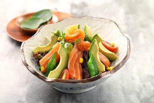 三文鱼牛油果沙拉