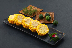 黄油烤水果玉米