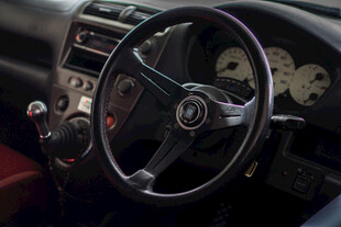 汽车方向盘