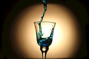 高脚杯