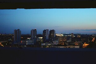 城市黄昏夜景