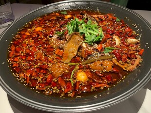麻辣鲜香的特色水煮鱼