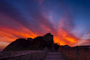 长城壮丽晚霞景观
