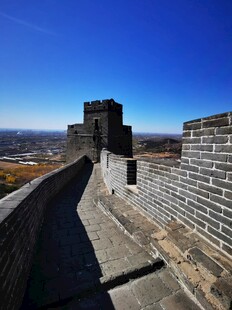 雄伟长城展现壮丽风光