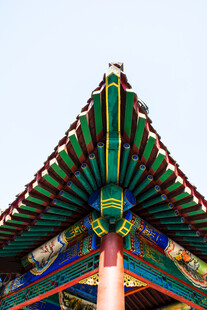 中式古建筑飞檐一角