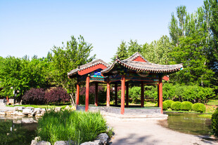 中式园林凉亭美景